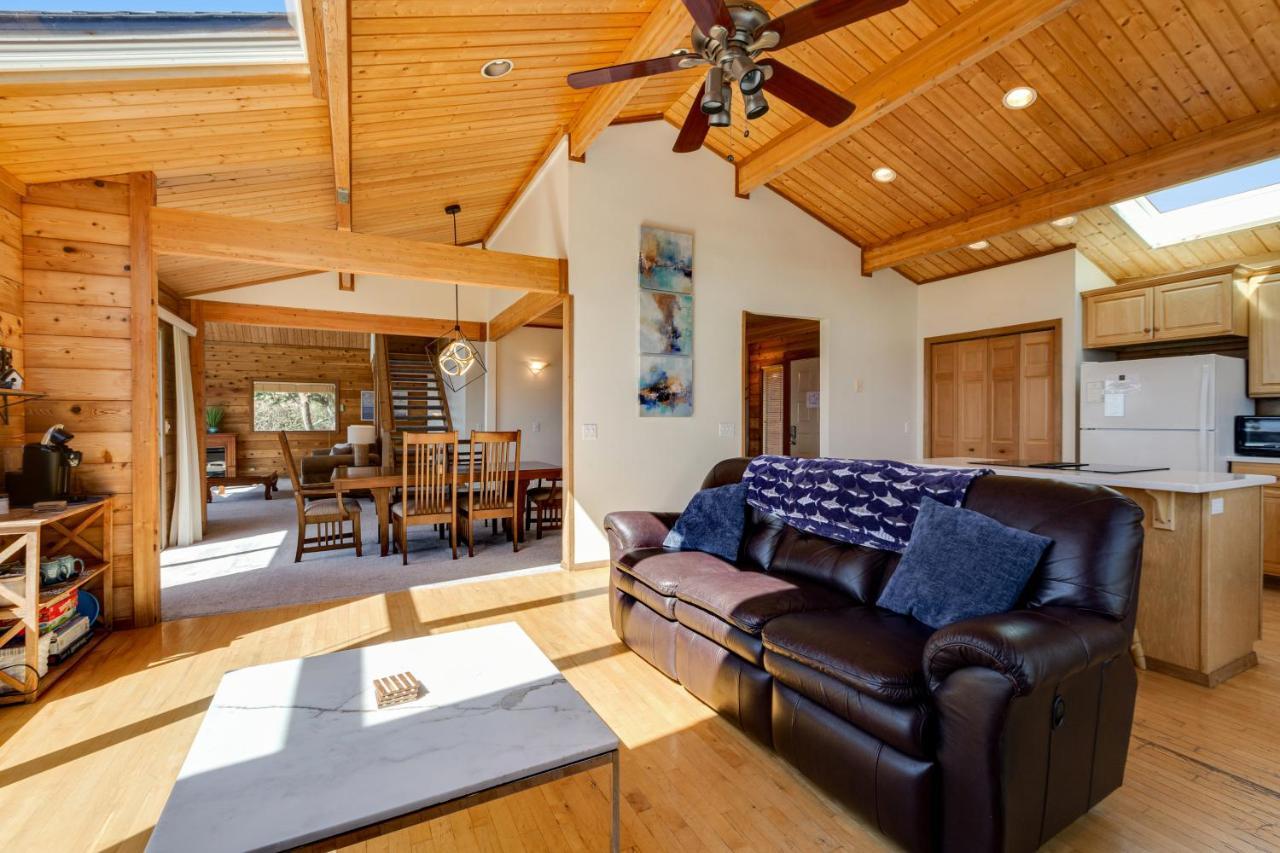 Whidbey Cedar Sunsets Villa Freeland ภายนอก รูปภาพ