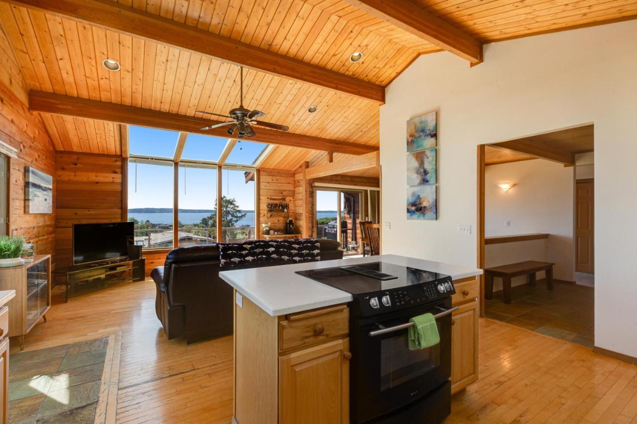 Whidbey Cedar Sunsets Villa Freeland ภายนอก รูปภาพ